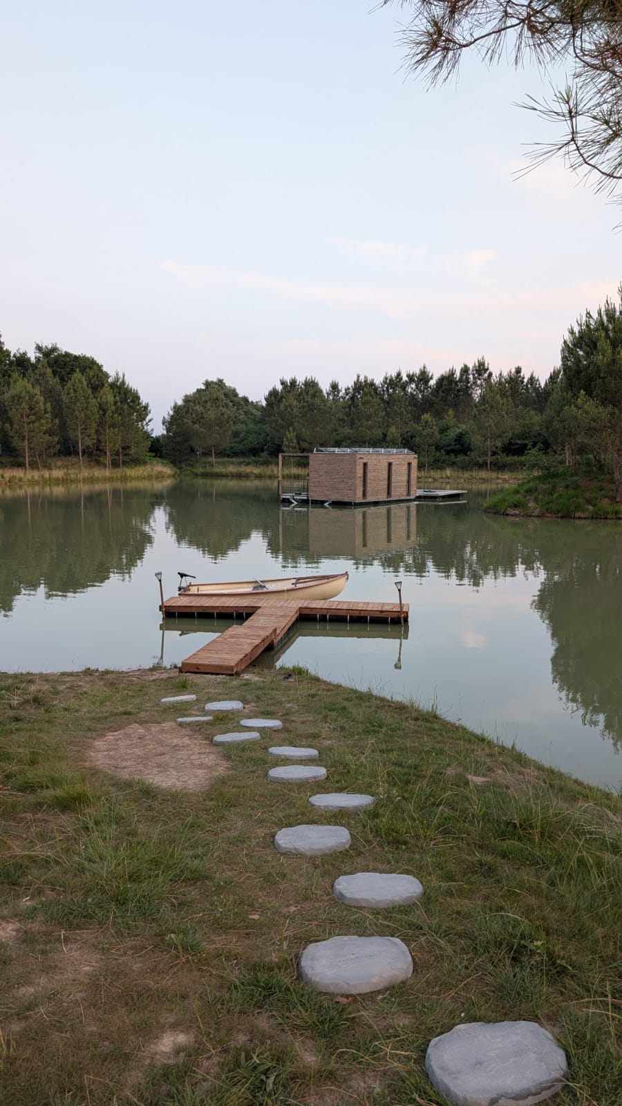floating pontoon and bridge