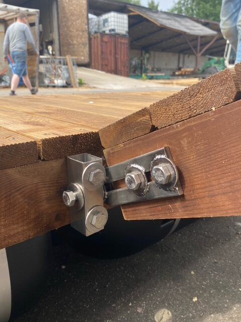 hinges-for-access-ramp-rotated