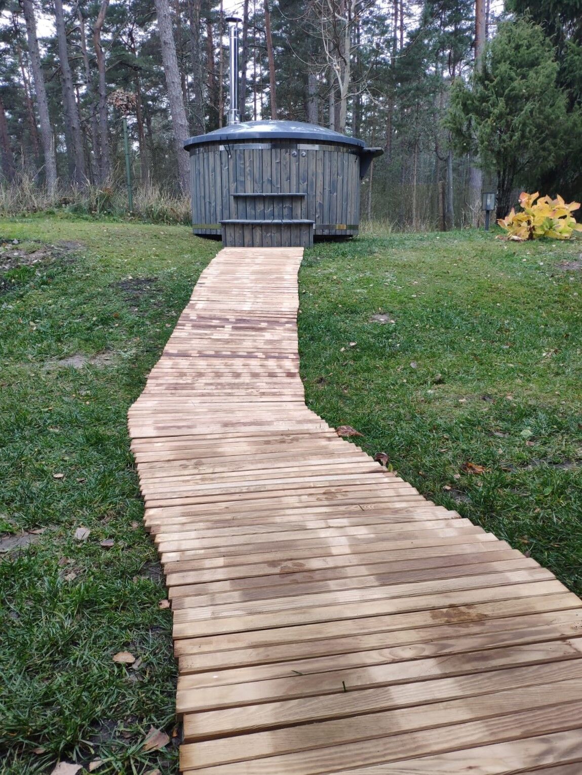 wooden walkway with geotextile 1